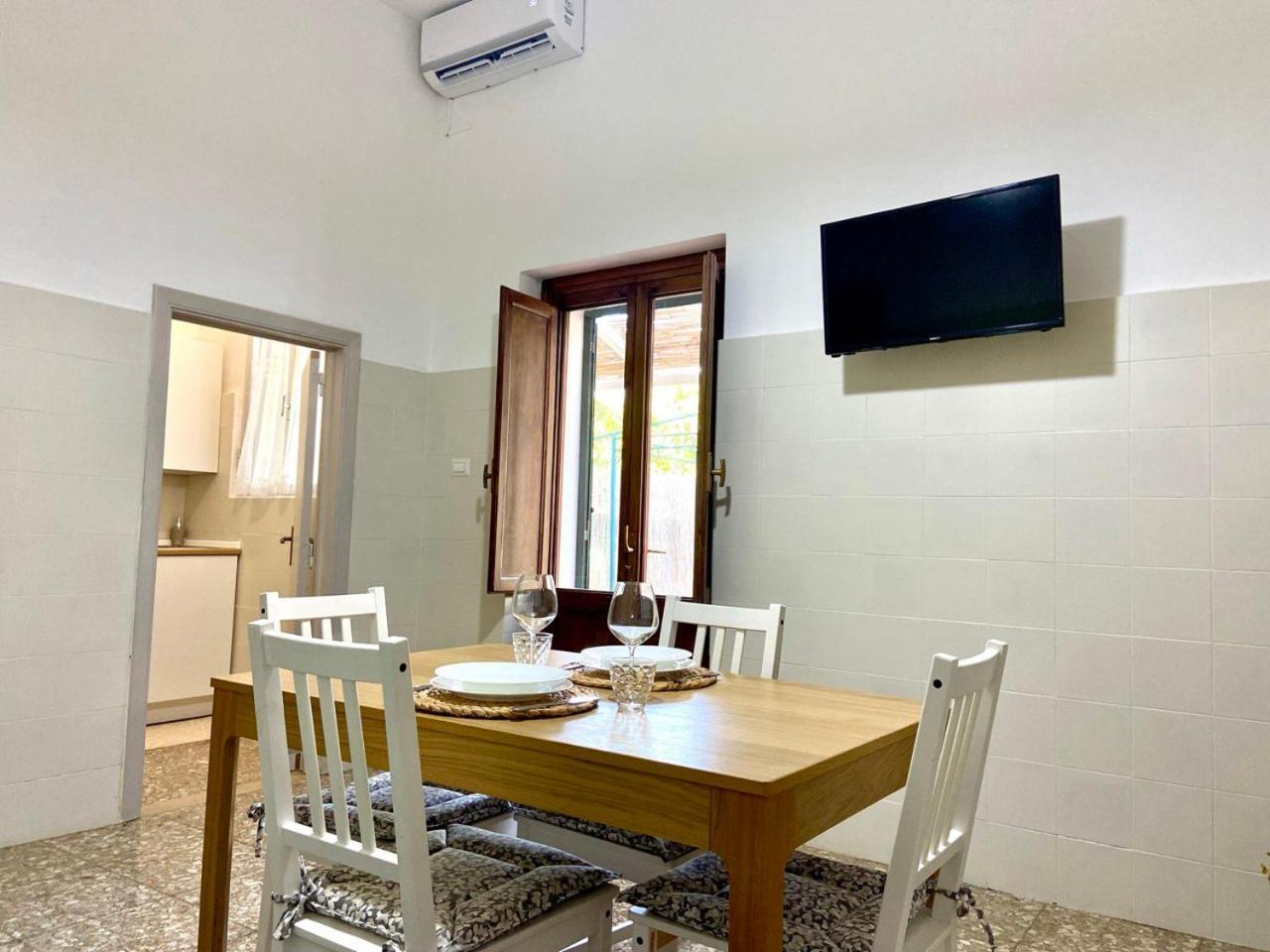 La Casa Di Nina Apartment Surano Ngoại thất bức ảnh