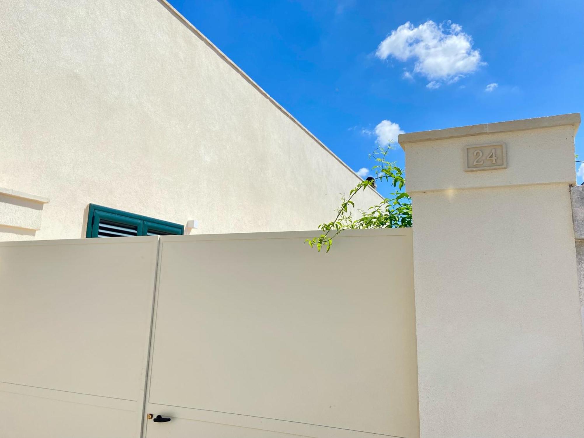 La Casa Di Nina Apartment Surano Ngoại thất bức ảnh